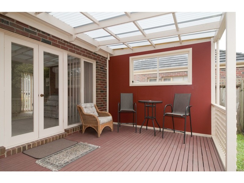 2/16 Charles Street, Mooroolbark VIC 3138