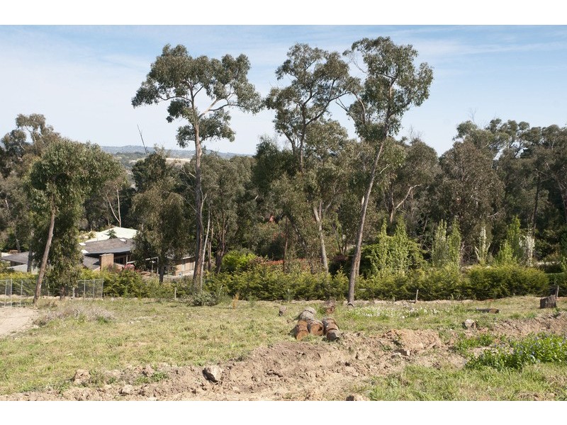 6 Grand View  Grove, Lilydale VIC 3140