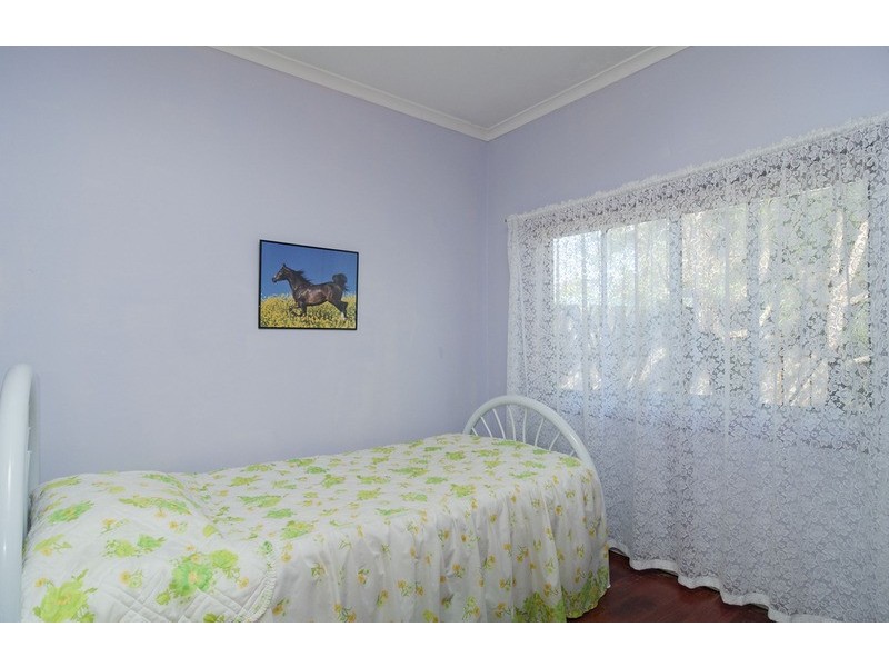 8 Stephen Road, Wandin North VIC 3139