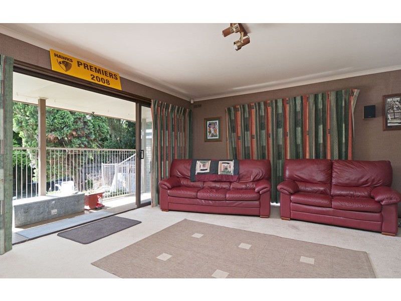 12 Chirnside  Drive, Chirnside Park VIC 3116
