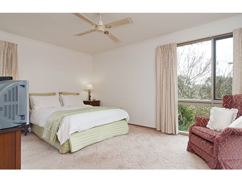 7 Kirsten Court, Mooroolbark VIC 3138