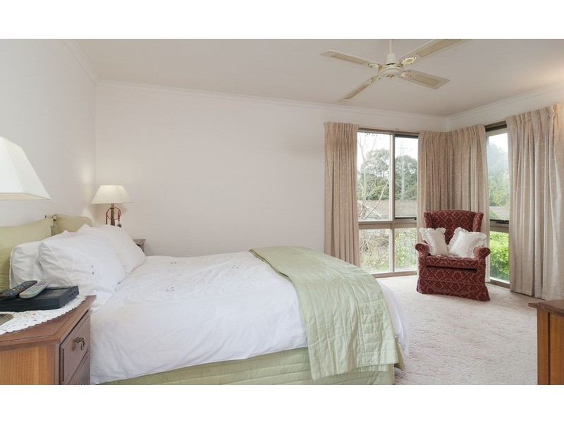 7 Kirsten Court, Mooroolbark VIC 3138