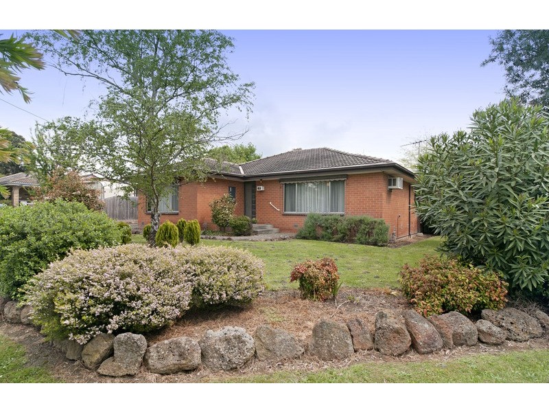 2 Lauriston  Drive, Coldstream VIC 3770