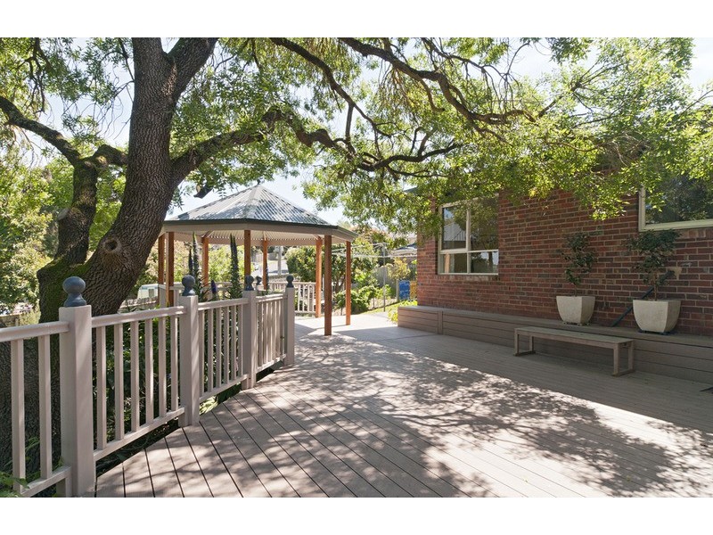 15 Burton  Road, Lilydale VIC 3140