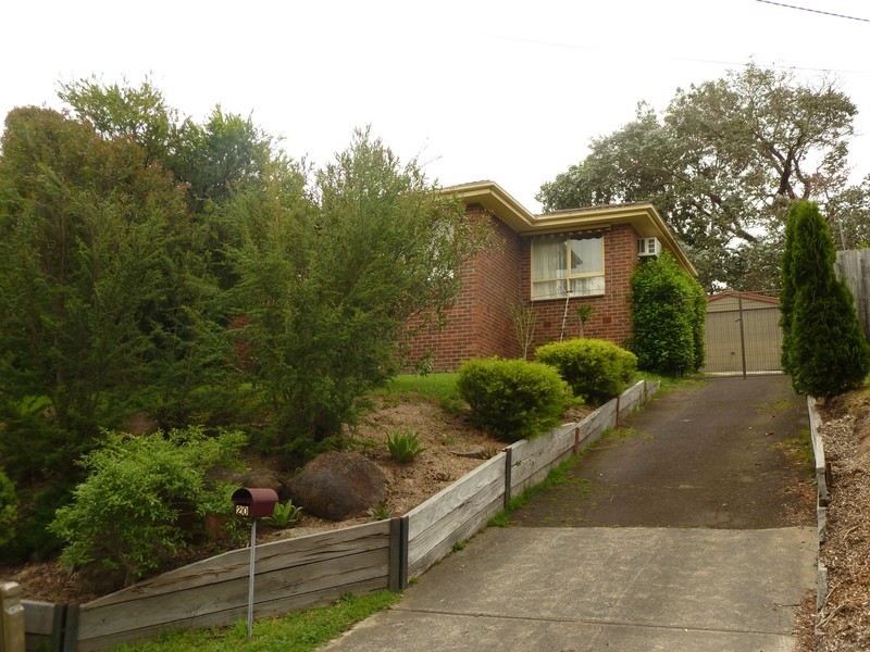 20 Shirley Crescent, Woori Yallock VIC 3139