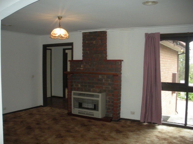 10 Greenglades Court, Wandin North VIC 3139