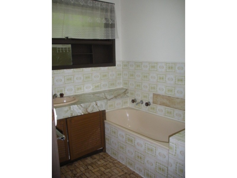 10 Greenglades Court, Wandin North VIC 3139