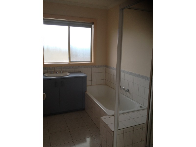 1/56 Beresford Road, Lilydale VIC 3140