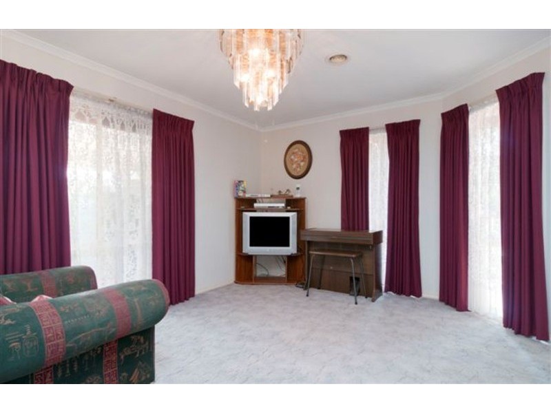 5 Briarwood Court, Croydon VIC 3136
