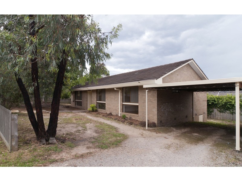 28 Pembroke Road, Mooroolbark VIC 3138