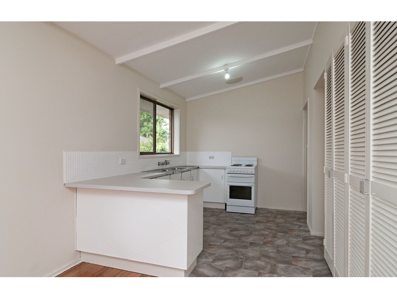 28 Pembroke Road, Mooroolbark VIC 3138