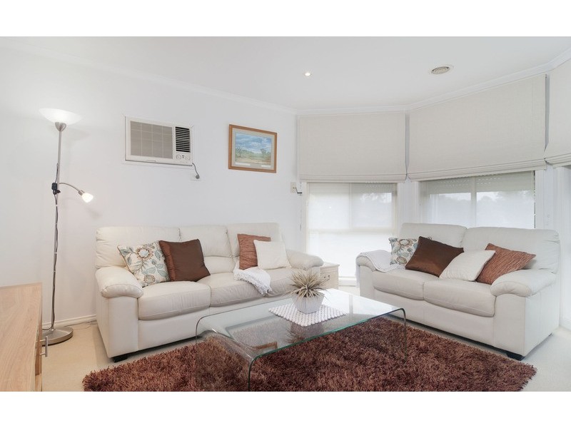 1/58 Maroondah  Highway, Croydon VIC 3136