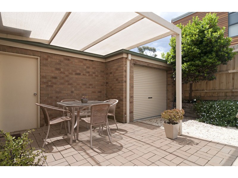 1/58 Maroondah  Highway, Croydon VIC 3136