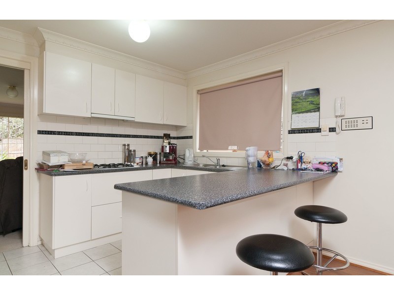 2/33 Vernon Street, Croydon VIC 3136