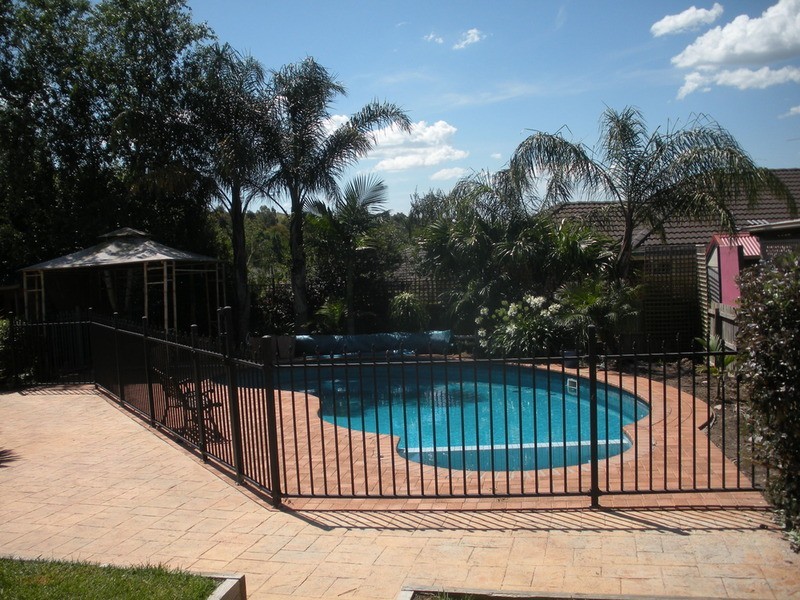 17 Clearwater Drive, Lilydale VIC 3140