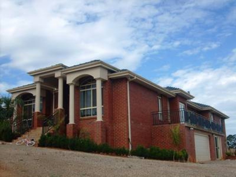 25 Edmund Road, Silvan VIC 3795