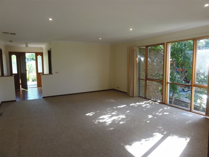 6 Harmony Close, Lilydale VIC 3140