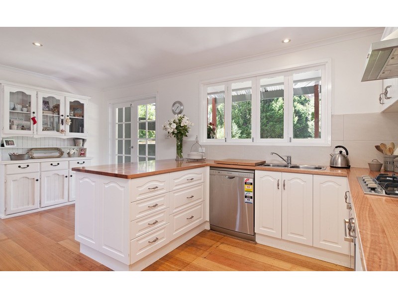 28 Connors Flat  Road, Wandin North VIC 3139
