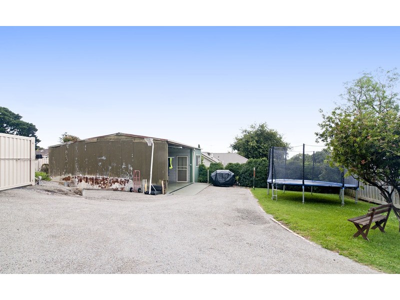 17 Albert Road, Lilydale VIC 3140