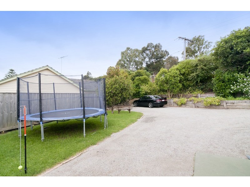 17 Albert Road, Lilydale VIC 3140