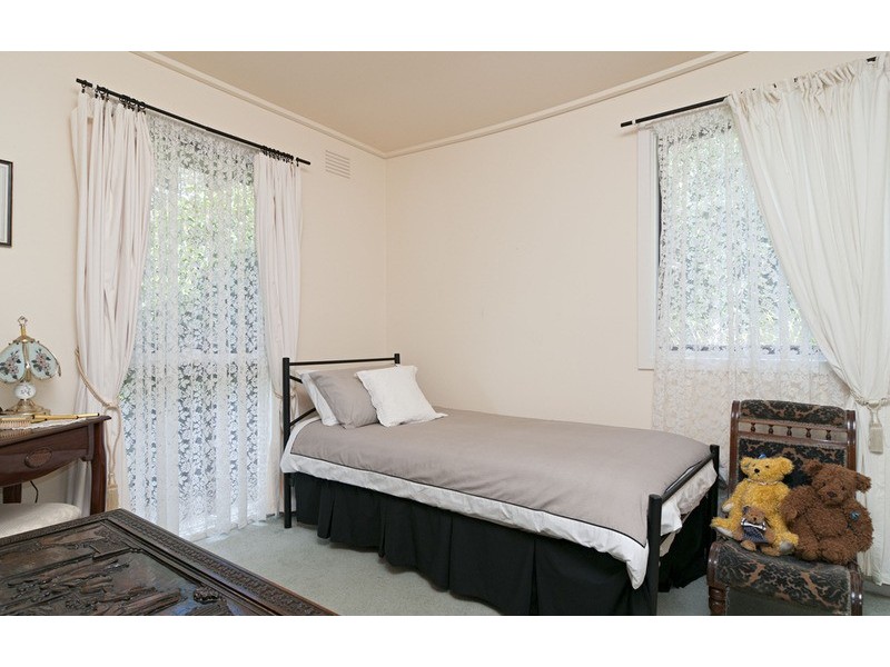 27 Grandvalley Drive, Chirnside Park VIC 3116