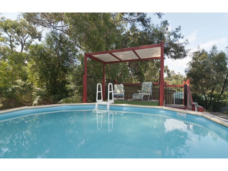 45 Railway Parade, Wandin North VIC 3139