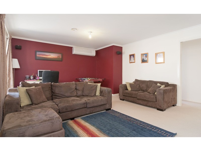 11 Pacific  Drive, Mooroolbark VIC 3138