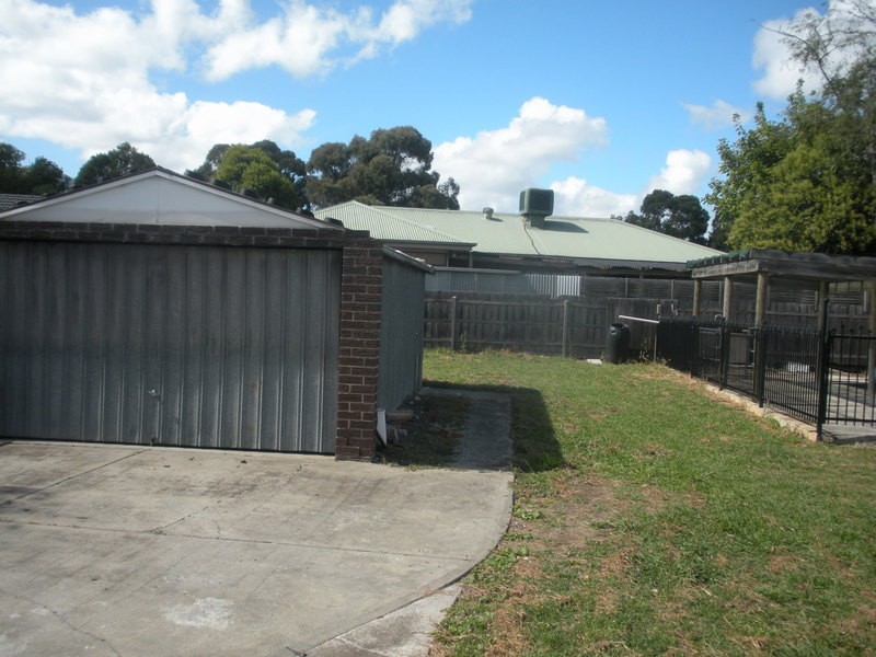 104 Lomond Avenue, Kilsyth VIC 3137