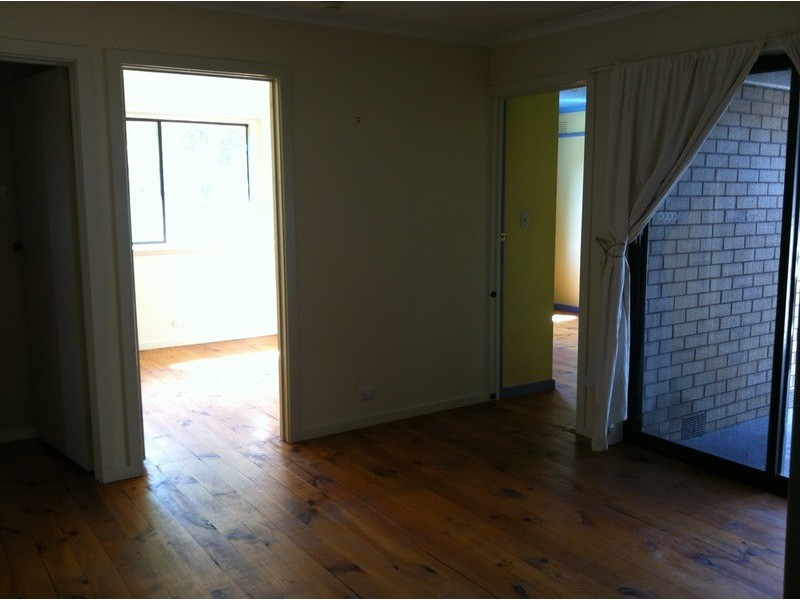 2 Nambour Drive, Mooroolbark VIC 3138