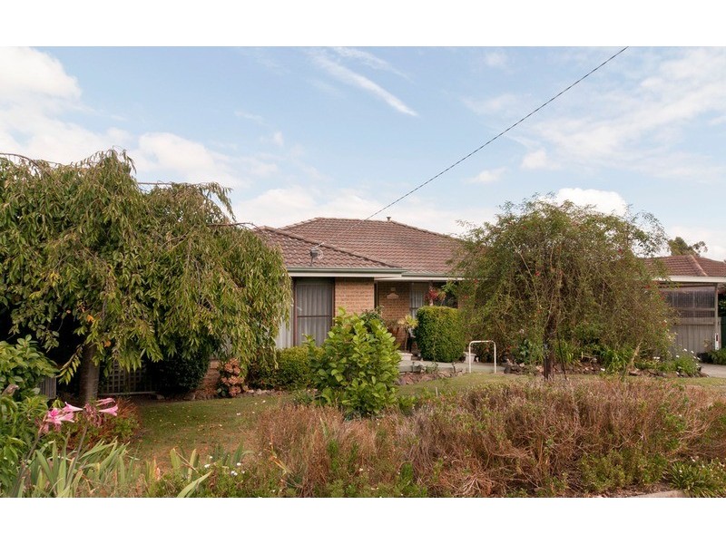 114 Lauriston Drive, Coldstream VIC 3770