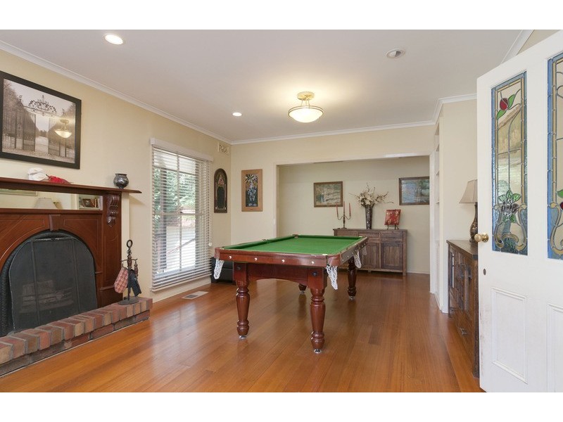 51 Bellara Drive, Mooroolbark VIC 3138