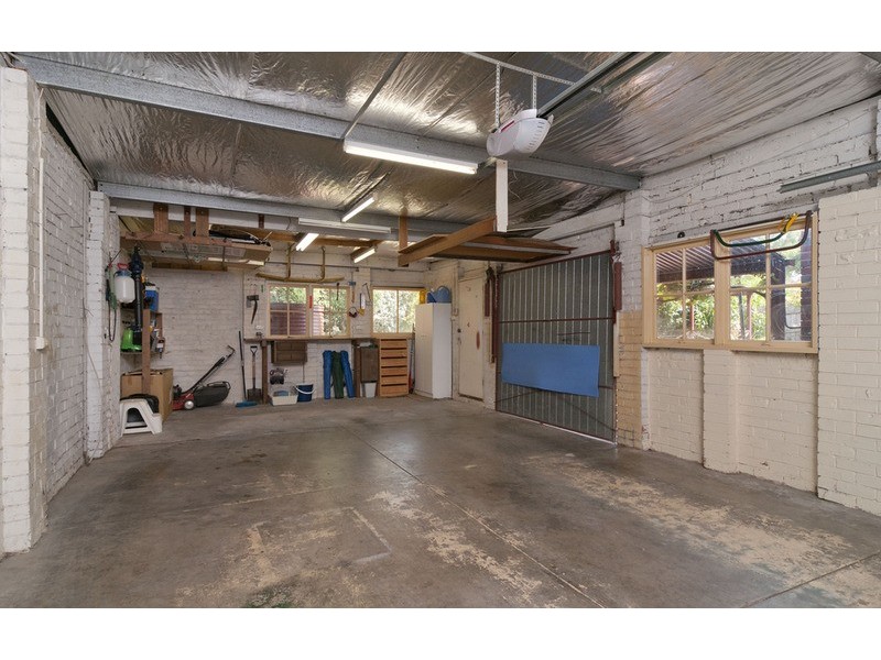 51 Bellara Drive, Mooroolbark VIC 3138