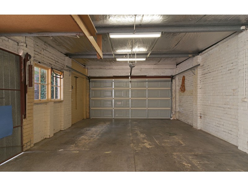 51 Bellara Drive, Mooroolbark VIC 3138