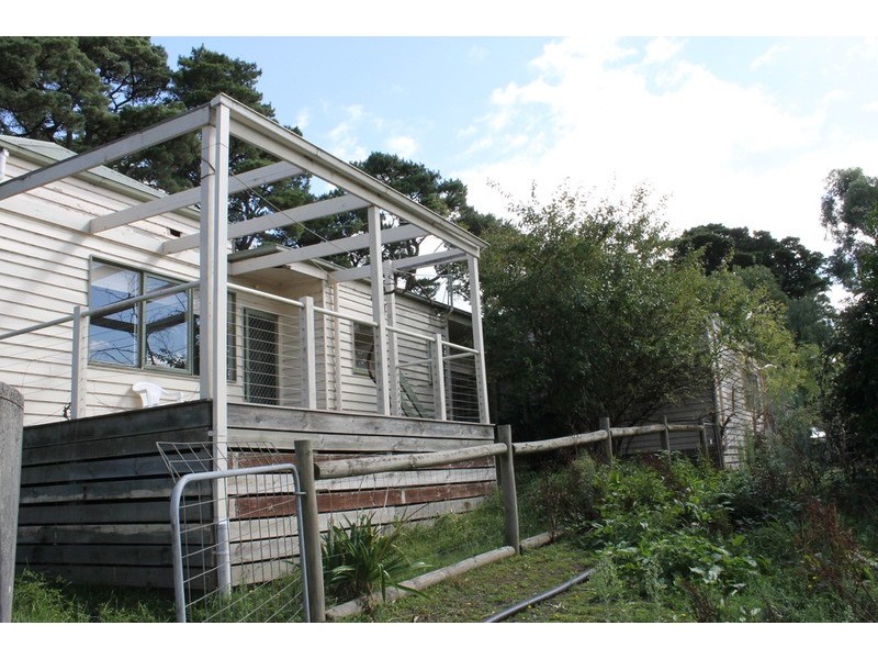 205 Victoria Road, Wandin North VIC 3139