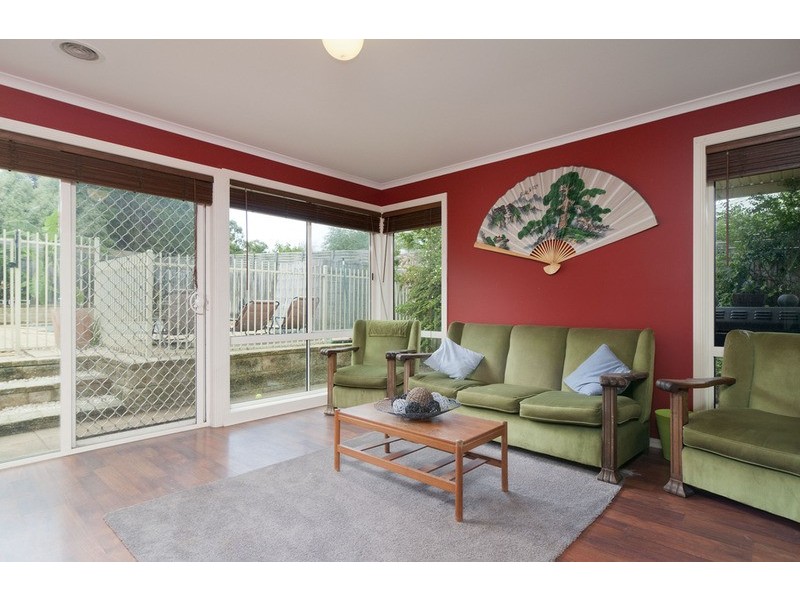 8 Kyra  Close, Lilydale VIC 3140