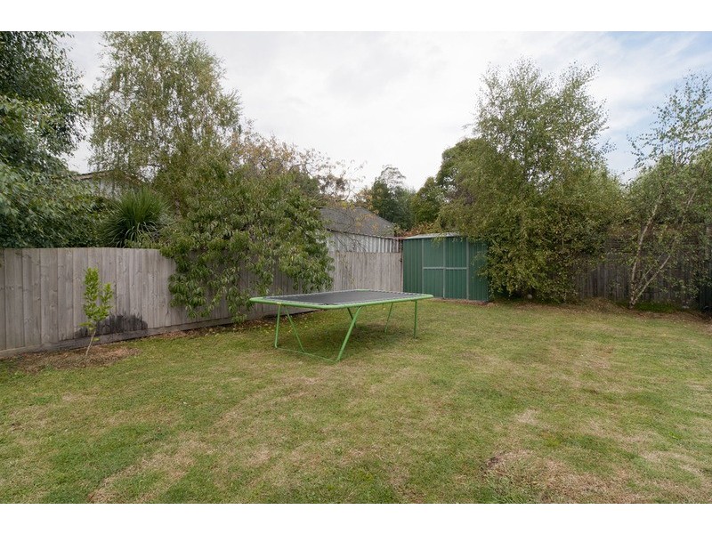 8 Kyra  Close, Lilydale VIC 3140