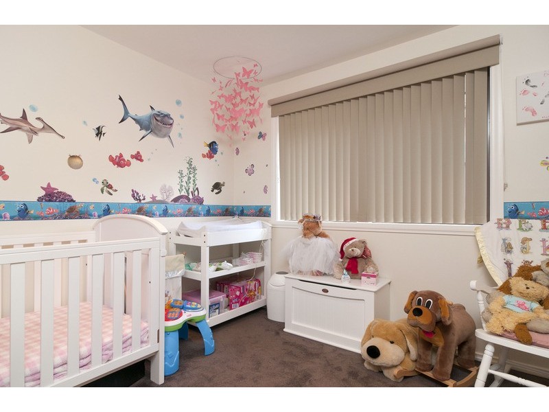 59 Zina  Grove, Mooroolbark VIC 3138