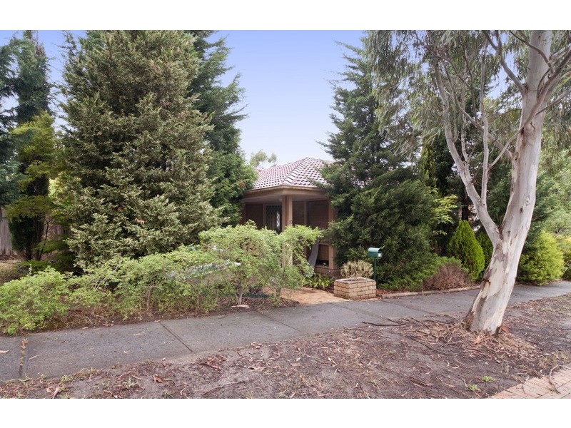 10 The Gateway, Croydon South VIC 3136