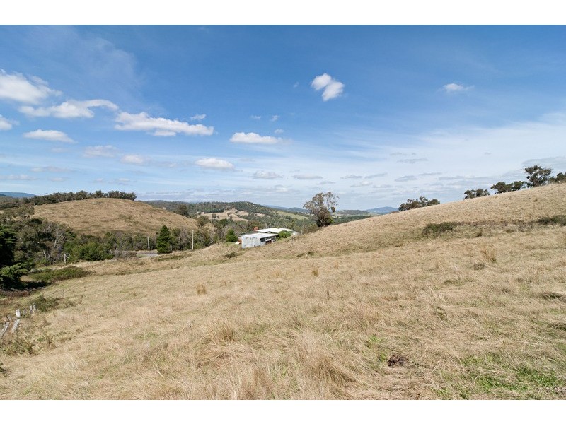 2029 Melba Highway, Dixons Creek VIC 3775