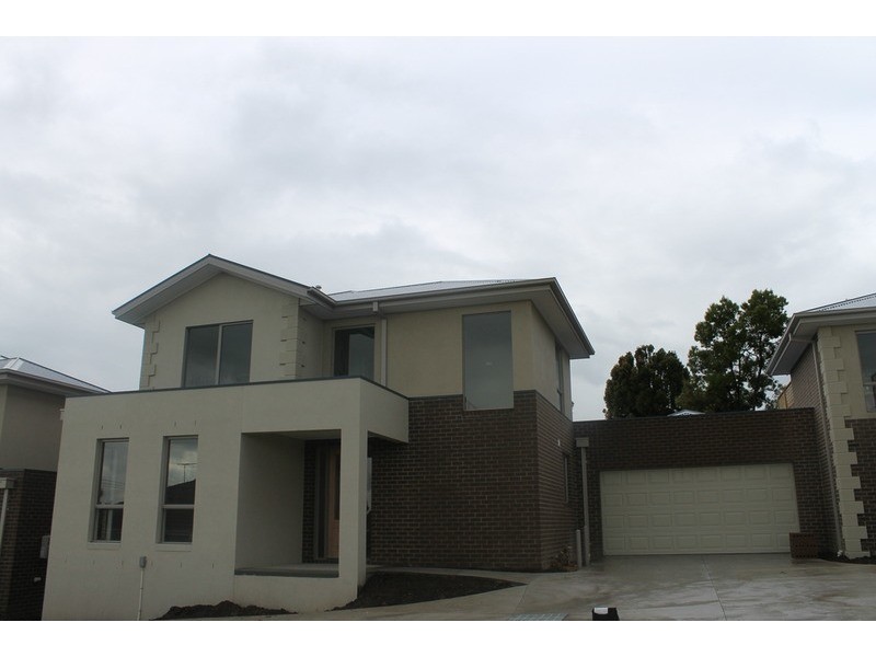 2/10 Brown Street, Lilydale VIC 3140