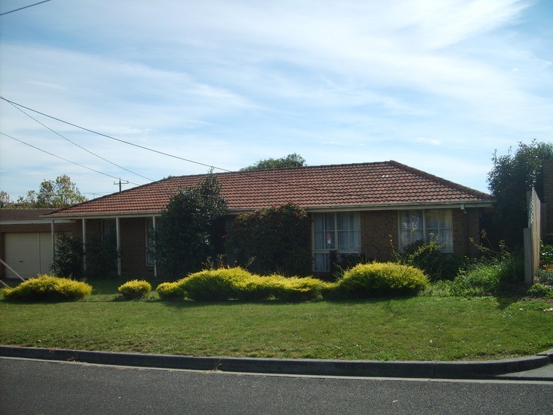 61 Vista Drive, Chirnside Park VIC 3116