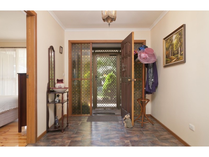 9 Valley Ho, Chirnside Park VIC 3116