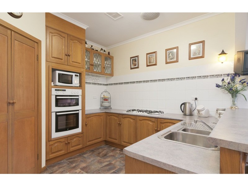 9 Valley Ho, Chirnside Park VIC 3116