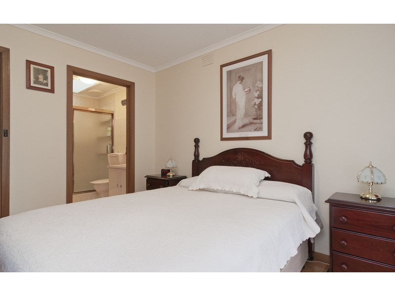 9 Valley Ho, Chirnside Park VIC 3116