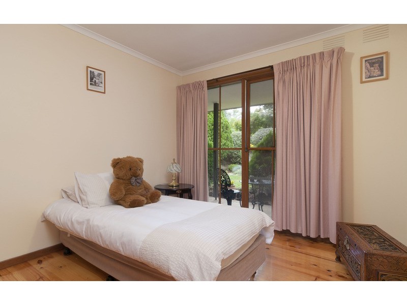 9 Valley Ho, Chirnside Park VIC 3116