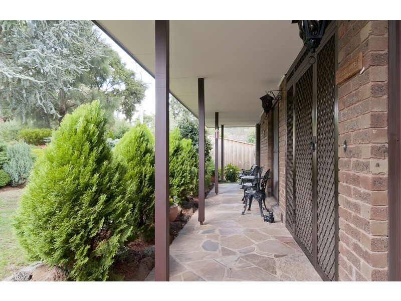 9 Valley Ho, Chirnside Park VIC 3116