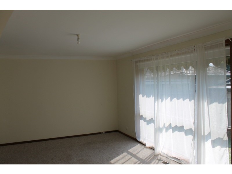 2/8 Dickson Crescent, Ringwood North VIC 3134