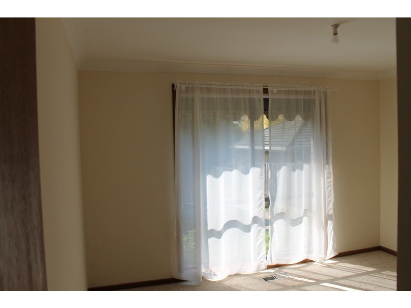 2/8 Dickson Crescent, Ringwood North VIC 3134