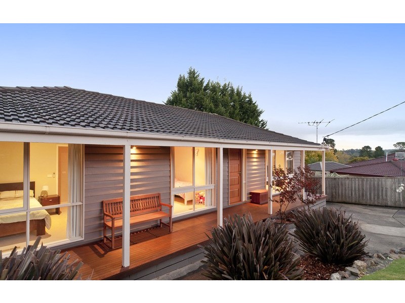 8 Morris Court, Wandin North VIC 3139