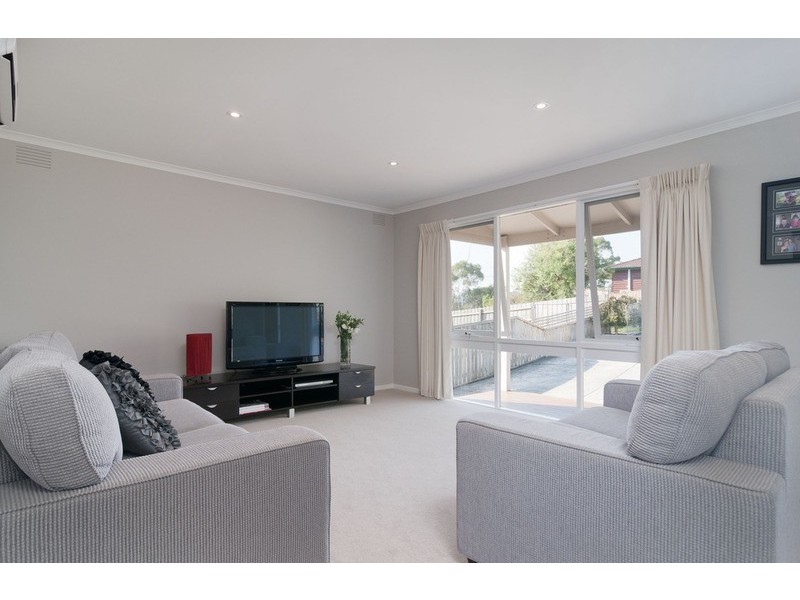 8 Morris Court, Wandin North VIC 3139